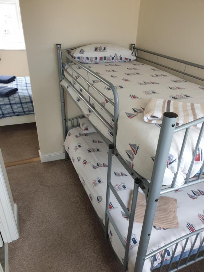 Crofton Guest House Weymouth Eksteriør billede