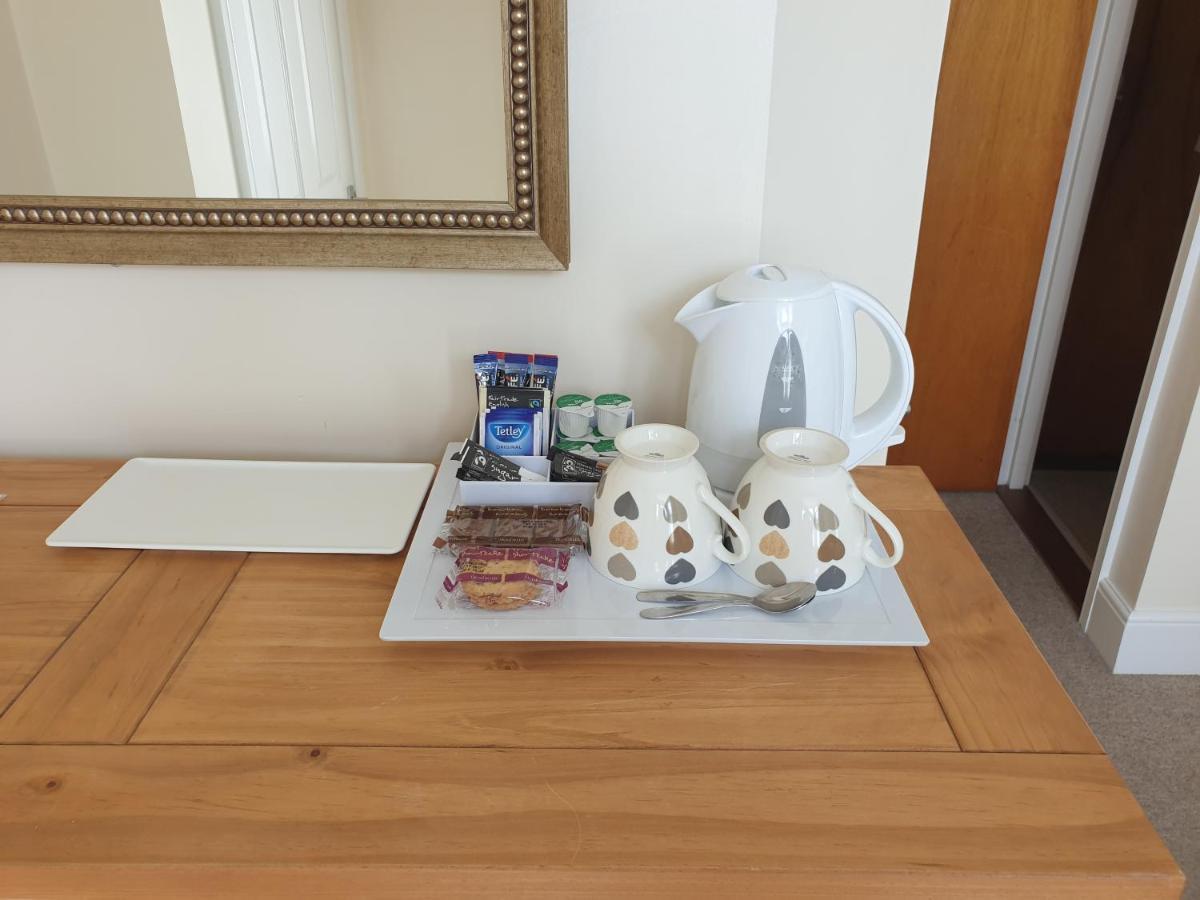 Crofton Guest House Weymouth Eksteriør billede