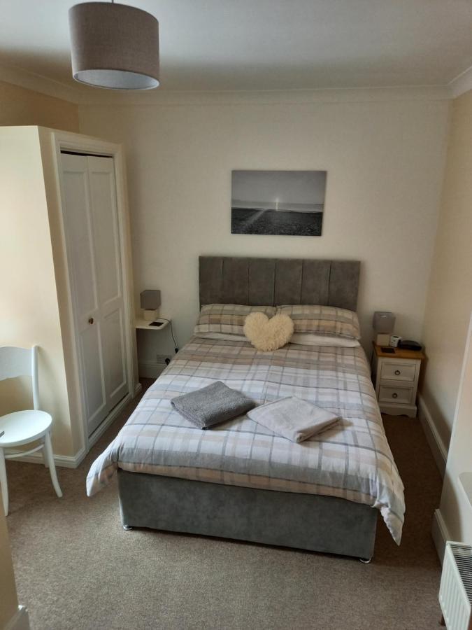 Crofton Guest House Weymouth Eksteriør billede