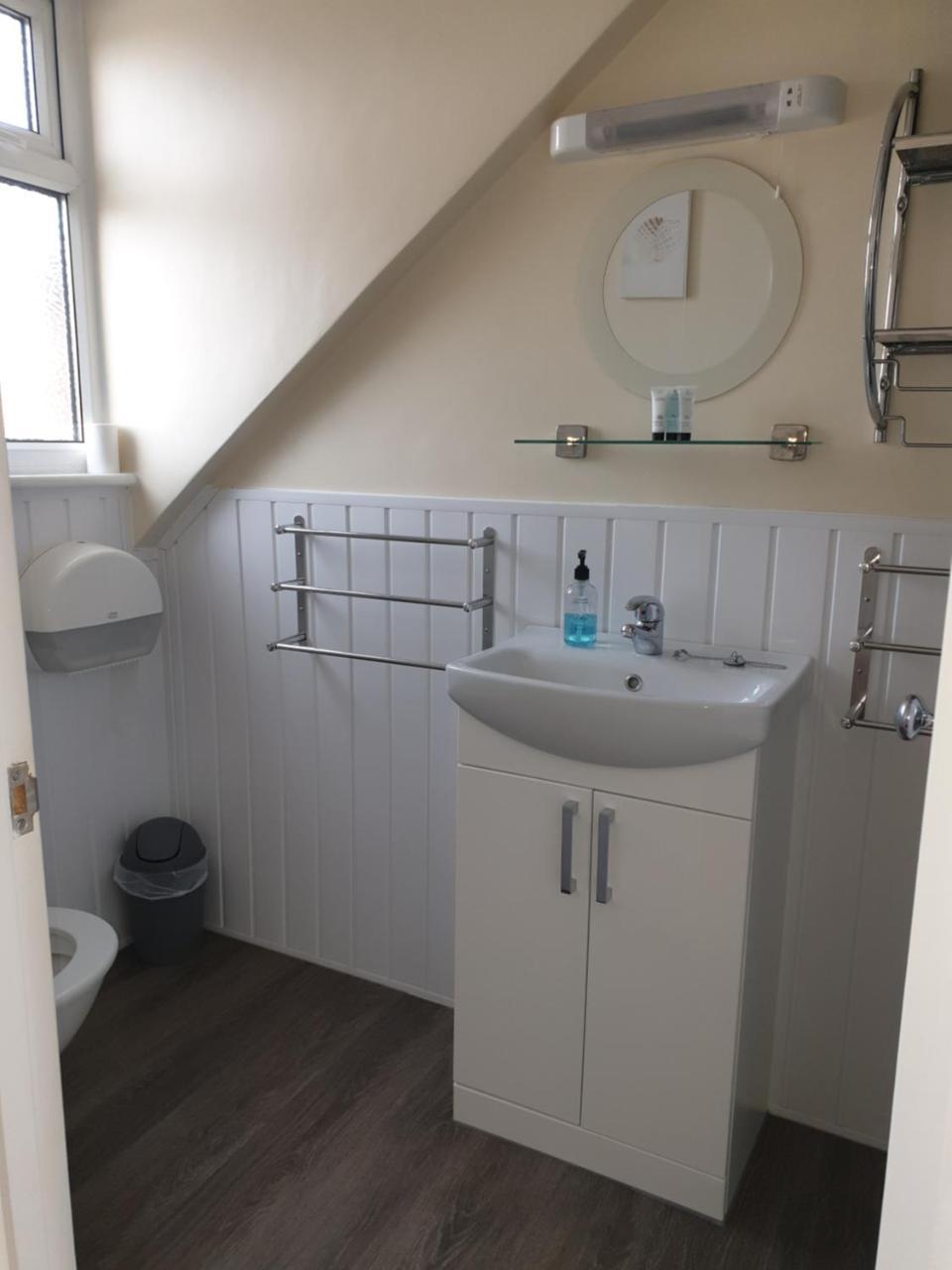 Crofton Guest House Weymouth Eksteriør billede